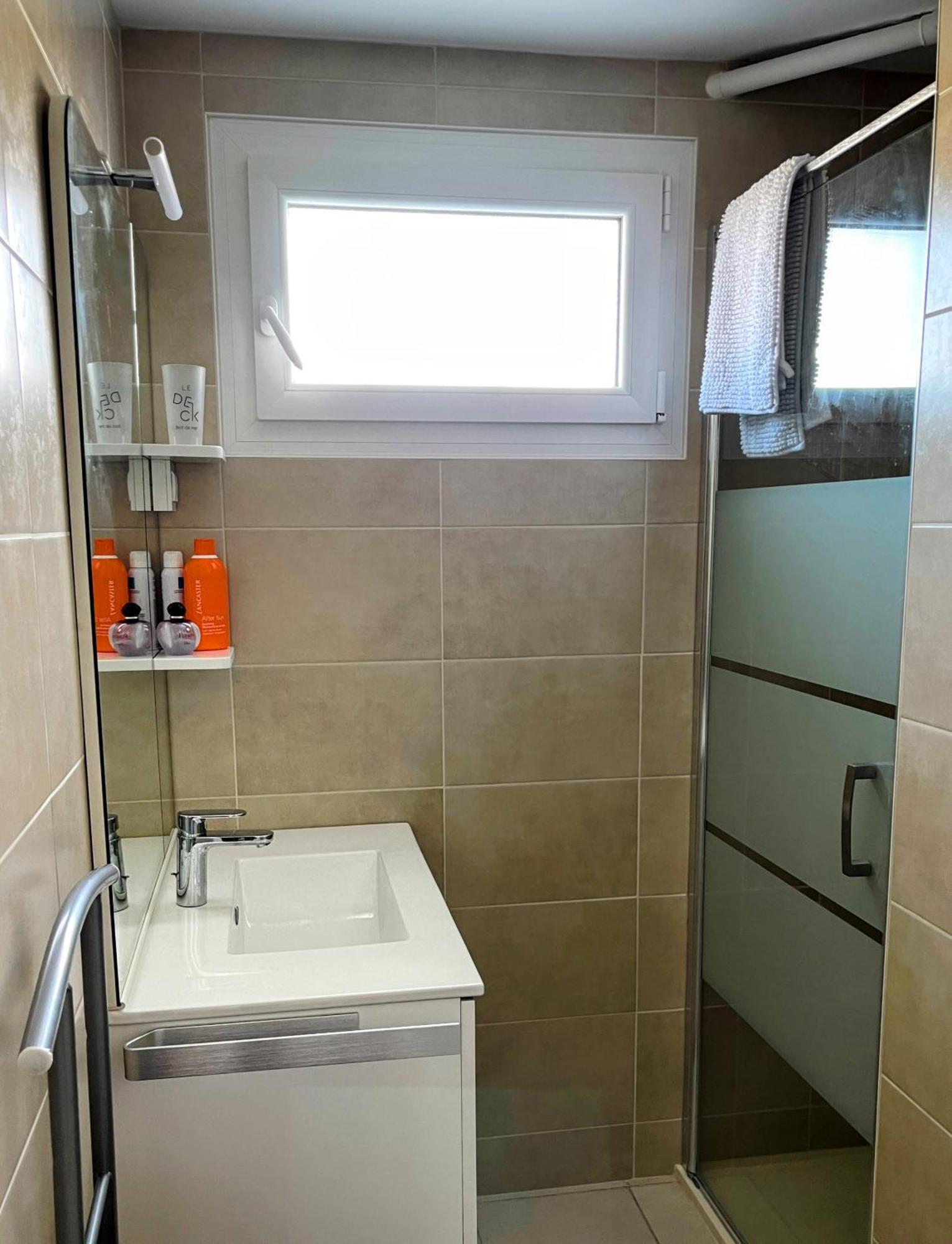 Le Studio Barbatre Екстер'єр фото